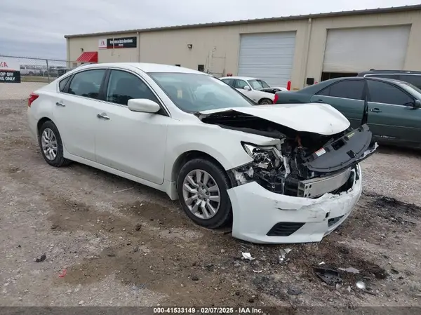 1N4AL3AP2GC239119 2016 NISSAN ALTIMA - Image 1