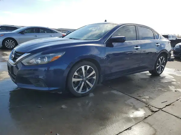 1N4AL3AP2GC263081 2016 NISSAN ALTIMA - Image 1