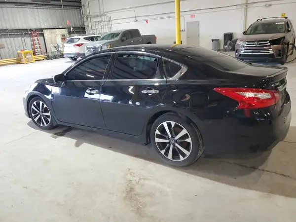 1N4AL3AP2GC263565 2016 NISSAN ALTIMA - Image 2
