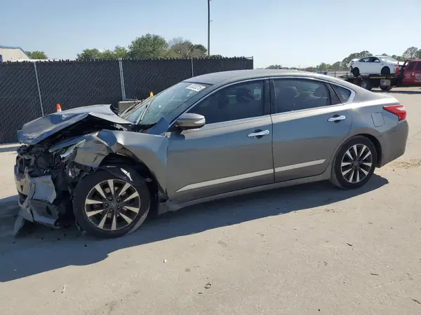 1N4AL3AP2GC267678 2016 NISSAN ALTIMA - Image 1