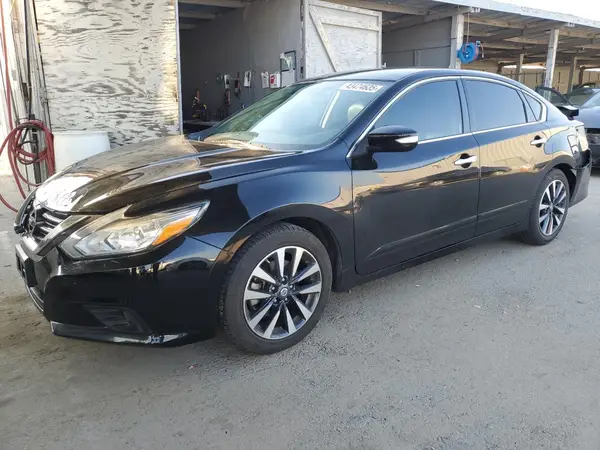 1N4AL3AP2GC269995 2016 NISSAN ALTIMA - Image 1