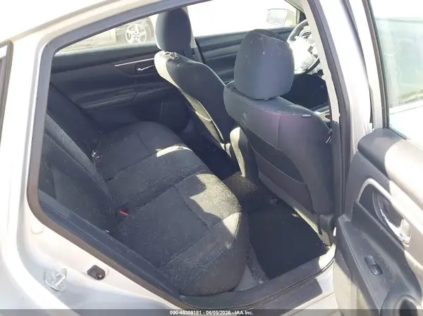 1N4AL3AP2GC275702 2016 NISSAN ALTIMA - Image 8