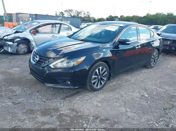 1N4AL3AP2GC279247 2016 NISSAN ALTIMA - Image 2