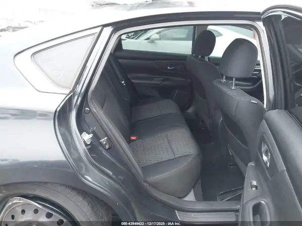 1N4AL3AP2GC280303 2016 NISSAN ALTIMA - Image 8