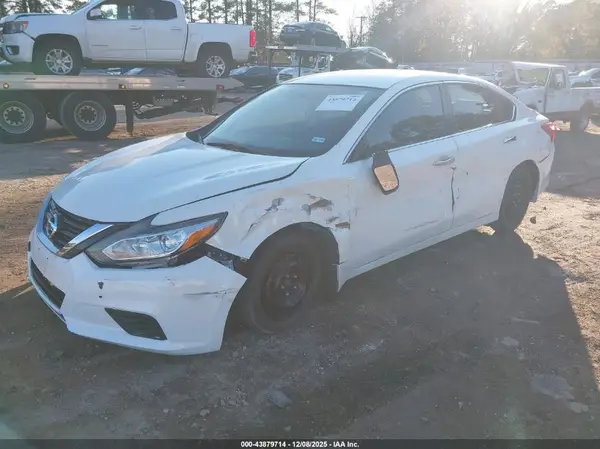 1N4AL3AP2GC289910 2016 NISSAN ALTIMA - Image 2
