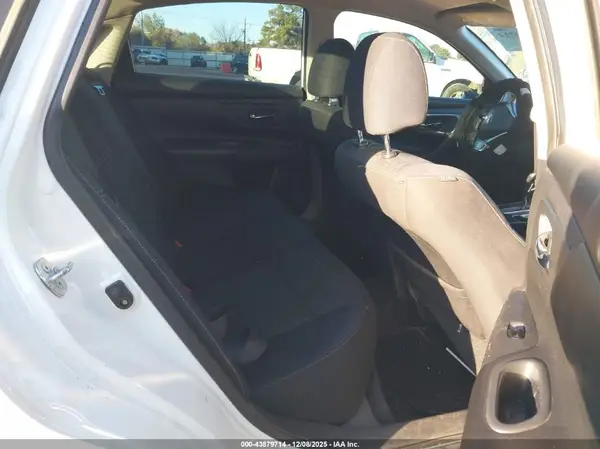 1N4AL3AP2GC289910 2016 NISSAN ALTIMA - Image 8