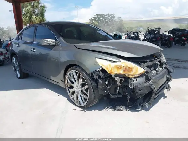 1N4AL3AP2GN307147 2016 NISSAN ALTIMA - Image 1