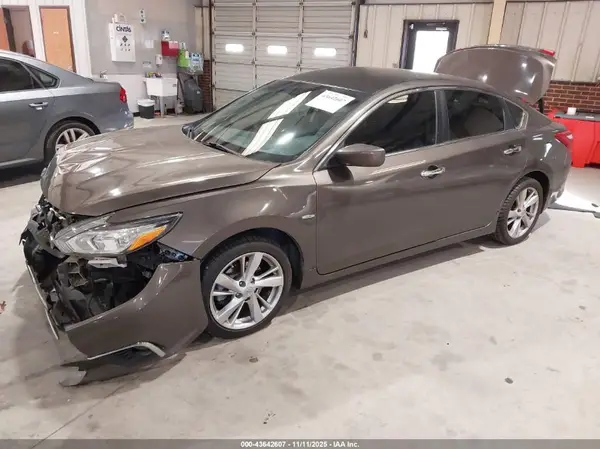 1N4AL3AP2GN317225 2016 NISSAN ALTIMA - Image 2