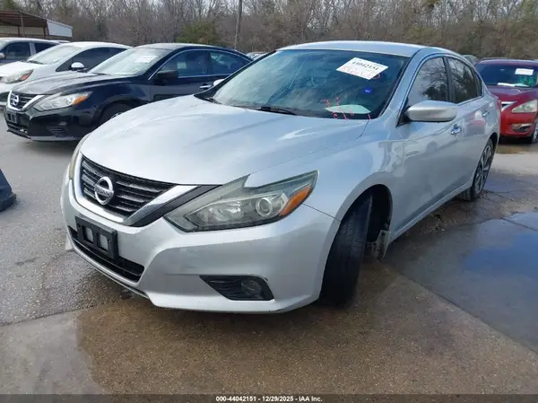1N4AL3AP2GN321467 2016 NISSAN ALTIMA - Image 2