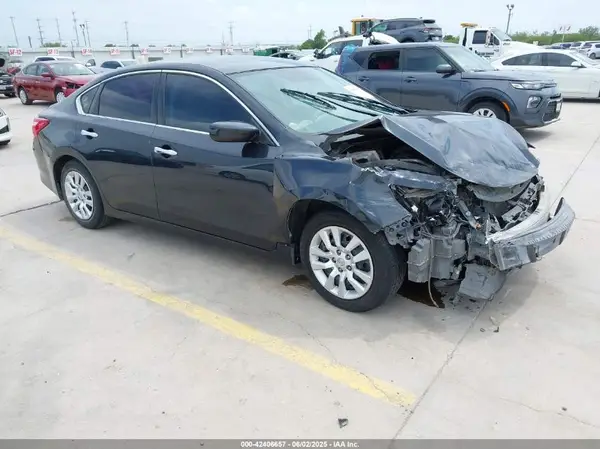1N4AL3AP2GN322702 2016 NISSAN ALTIMA - Image 1