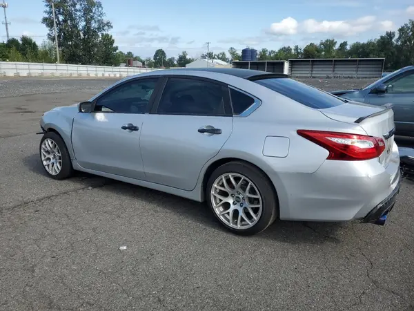 1N4AL3AP2GN352895 2016 NISSAN ALTIMA - Image 2