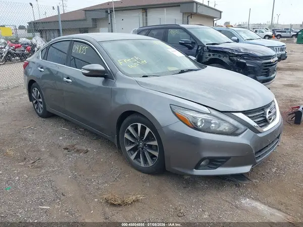 1N4AL3AP2GN361256 2016 NISSAN ALTIMA - Image 1