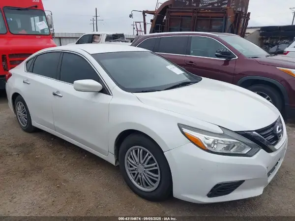 1N4AL3AP2GN364657 2016 NISSAN ALTIMA - Image 1