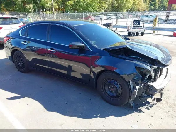 1N4AL3AP2GN375884 2016 NISSAN ALTIMA - Image 1