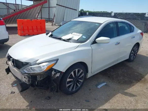 1N4AL3AP2HC112422 2017 NISSAN ALTIMA - Image 2