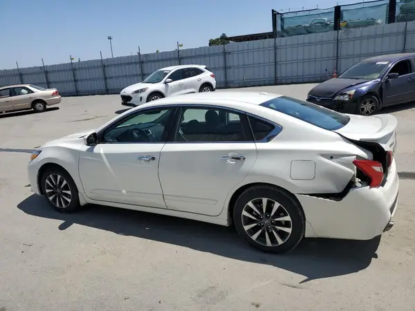 1N4AL3AP2HC113313 2017 NISSAN ALTIMA - Image 2