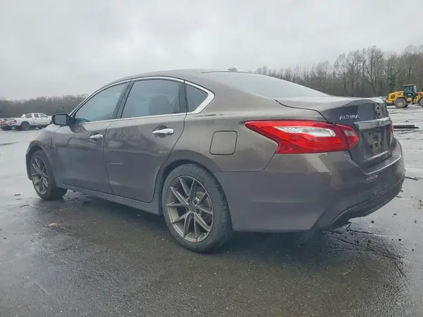 1N4AL3AP2HC113506 2017 NISSAN ALTIMA - Image 2
