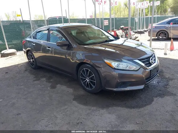 1N4AL3AP2HC113523 2017 NISSAN ALTIMA - Image 1
