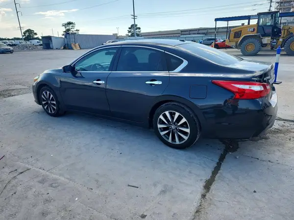 1N4AL3AP2HC113697 2017 NISSAN ALTIMA - Image 2
