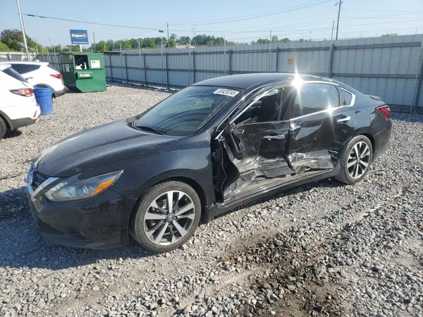 1N4AL3AP2HC113893 2017 NISSAN ALTIMA - Image 1