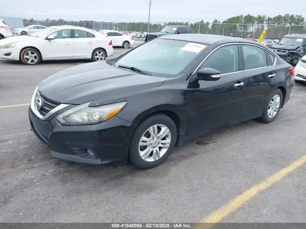 1N4AL3AP2HC117667 2017 NISSAN ALTIMA - Image 2