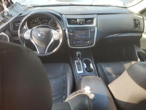 1N4AL3AP2HC119631 2017 NISSAN ALTIMA - Image 8