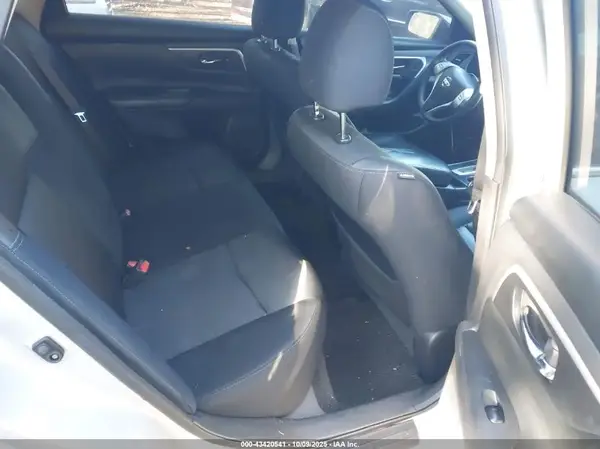 1N4AL3AP2HC121976 2017 NISSAN ALTIMA - Image 8