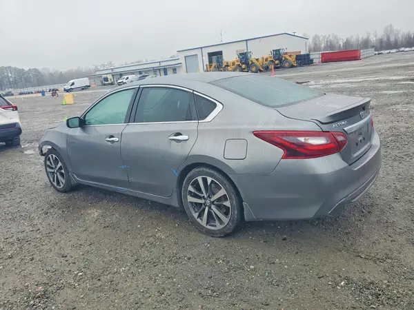 1N4AL3AP2HC123176 2017 NISSAN ALTIMA - Image 2