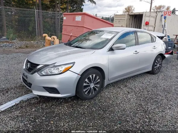 1N4AL3AP2HC124781 2017 NISSAN ALTIMA - Image 2