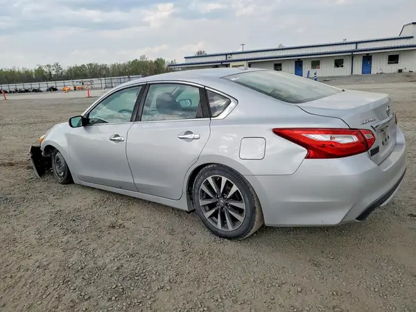 1N4AL3AP2HC126482 2017 NISSAN ALTIMA - Image 2