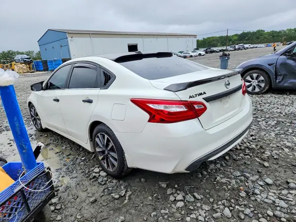 1N4AL3AP2HC129477 2017 NISSAN ALTIMA - Image 2