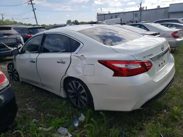 1N4AL3AP2HC130385 2017 NISSAN ALTIMA - Image 2