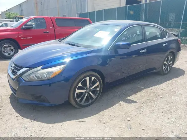 1N4AL3AP2HC131889 2017 NISSAN ALTIMA - Image 2