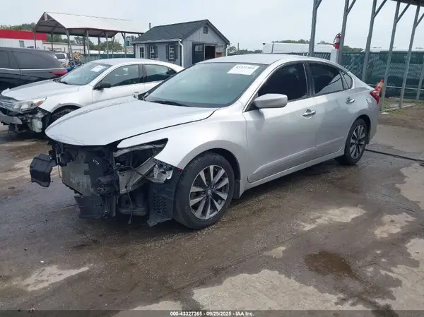1N4AL3AP2HC132184 2017 NISSAN ALTIMA - Image 2