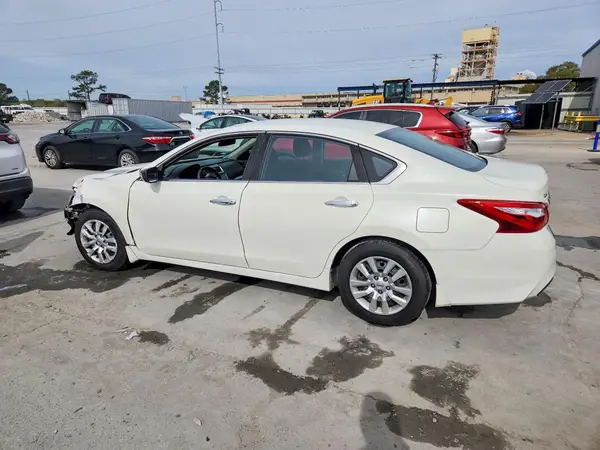 1N4AL3AP2HC132489 2017 NISSAN ALTIMA - Image 2