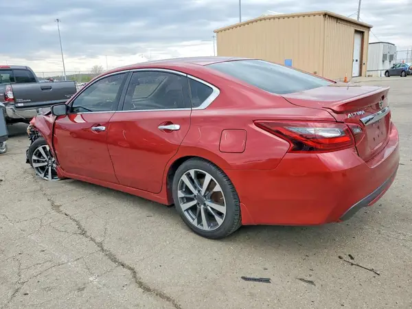 1N4AL3AP2HC132976 2017 NISSAN ALTIMA - Image 2