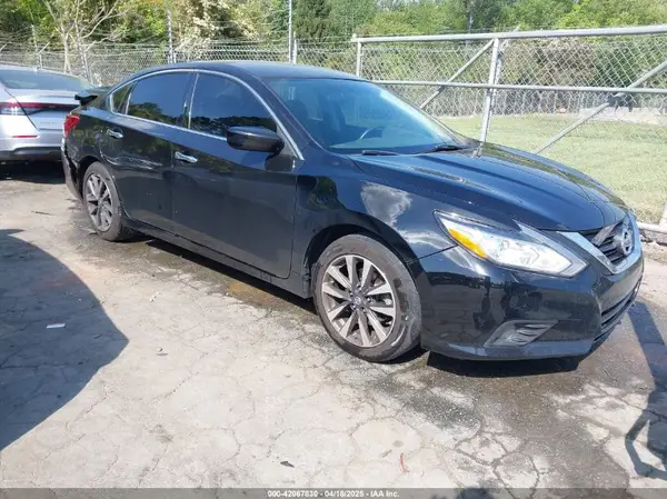 1N4AL3AP2HC133870 2017 NISSAN ALTIMA - Image 1