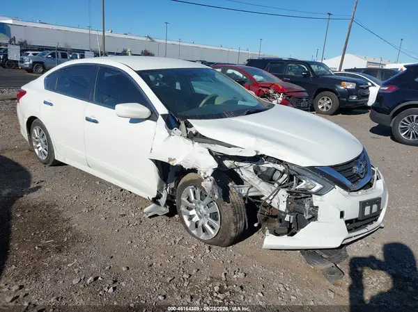 1N4AL3AP2HC134484 2017 NISSAN ALTIMA - Image 1