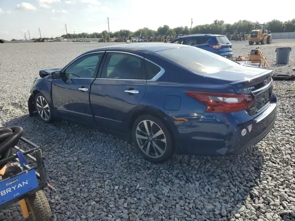 1N4AL3AP2HC137594 2017 NISSAN ALTIMA - Image 2