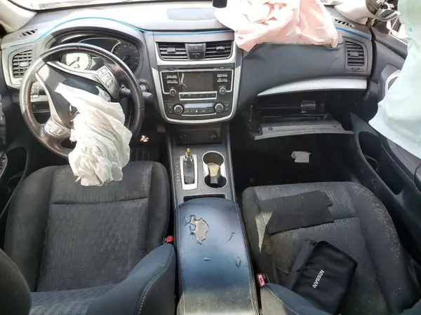 1N4AL3AP2HC140172 2017 NISSAN ALTIMA - Image 8