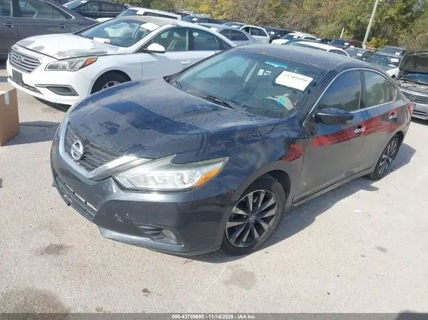 1N4AL3AP2HC141290 2017 NISSAN ALTIMA - Image 2