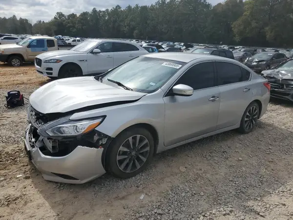 1N4AL3AP2HC141774 2017 NISSAN ALTIMA - Image 1