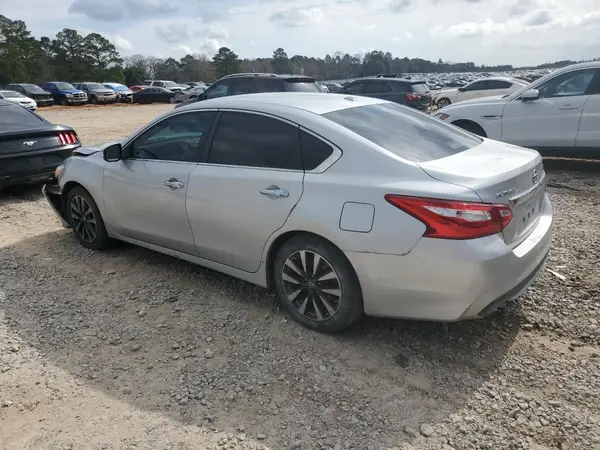 1N4AL3AP2HC141774 2017 NISSAN ALTIMA - Image 2