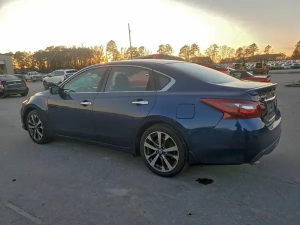 1N4AL3AP2HC147851 2017 NISSAN ALTIMA - Image 2