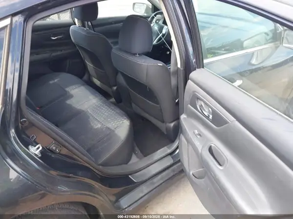 1N4AL3AP2HC150006 2017 NISSAN ALTIMA - Image 8