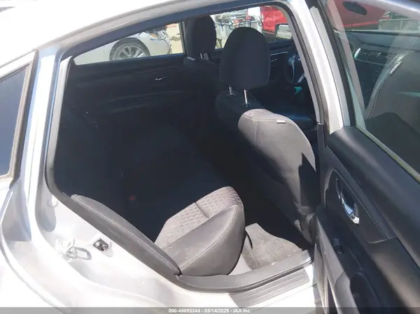 1N4AL3AP2HC150524 2017 NISSAN ALTIMA - Image 8