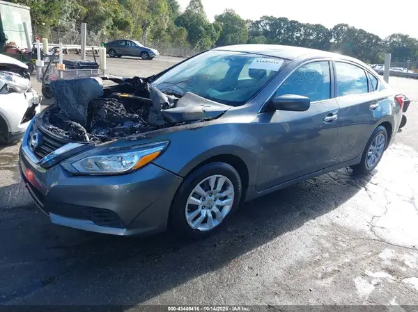 1N4AL3AP2HC152340 2017 NISSAN ALTIMA - Image 2