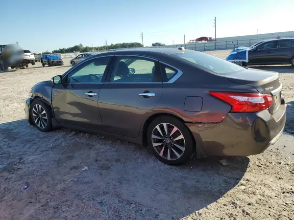 1N4AL3AP2HC152712 2017 NISSAN ALTIMA - Image 2