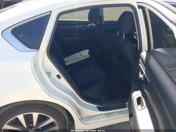 1N4AL3AP2HC154279 2017 NISSAN ALTIMA - Image 8