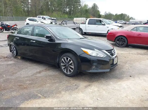 1N4AL3AP2HC158140 2017 NISSAN ALTIMA - Image 1